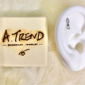 Elegant Sterling Silver Drop cartilage Earring